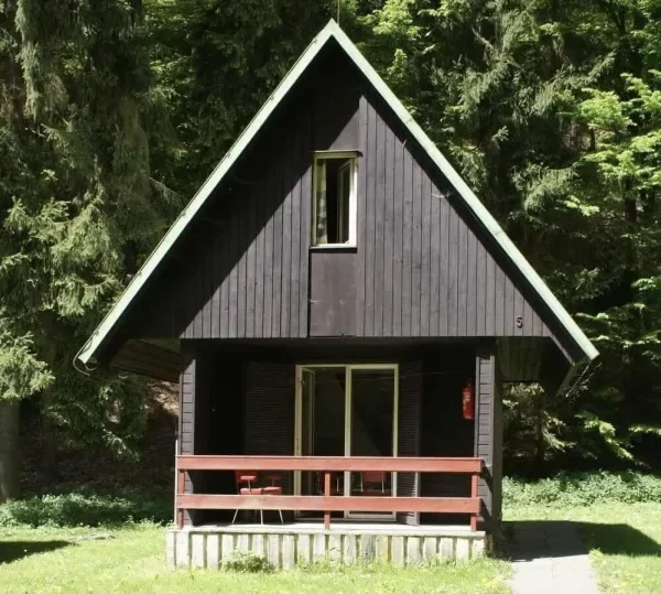 Chatka v Autokempu Kokořín